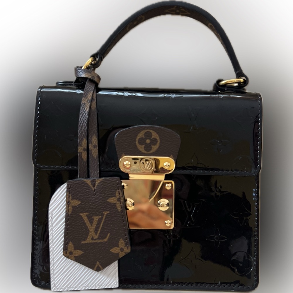 LOUIS VUITTON Vernis Epi Monogram Spring Street Black *Like New Condition